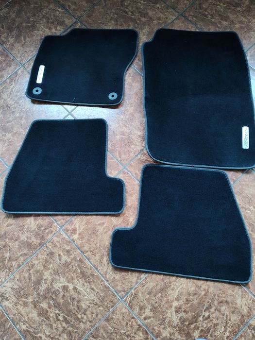 Dywaniki welurowe Ford Focus 3