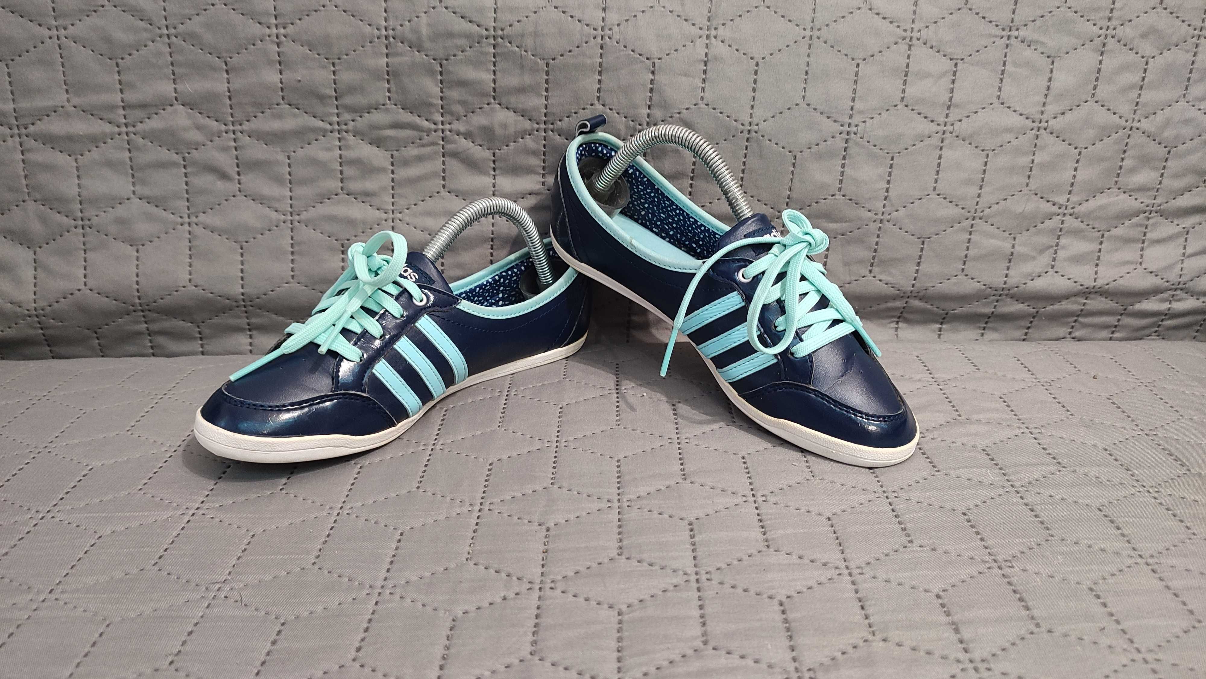 Мокасини Adidas Piona, 36 р., 22,5-23 см