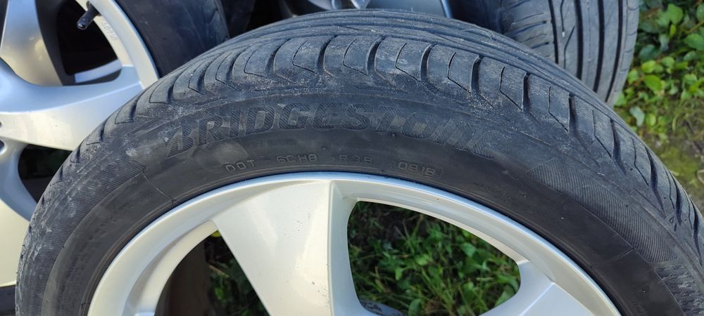 Литі диски r17 з літньою гумою
