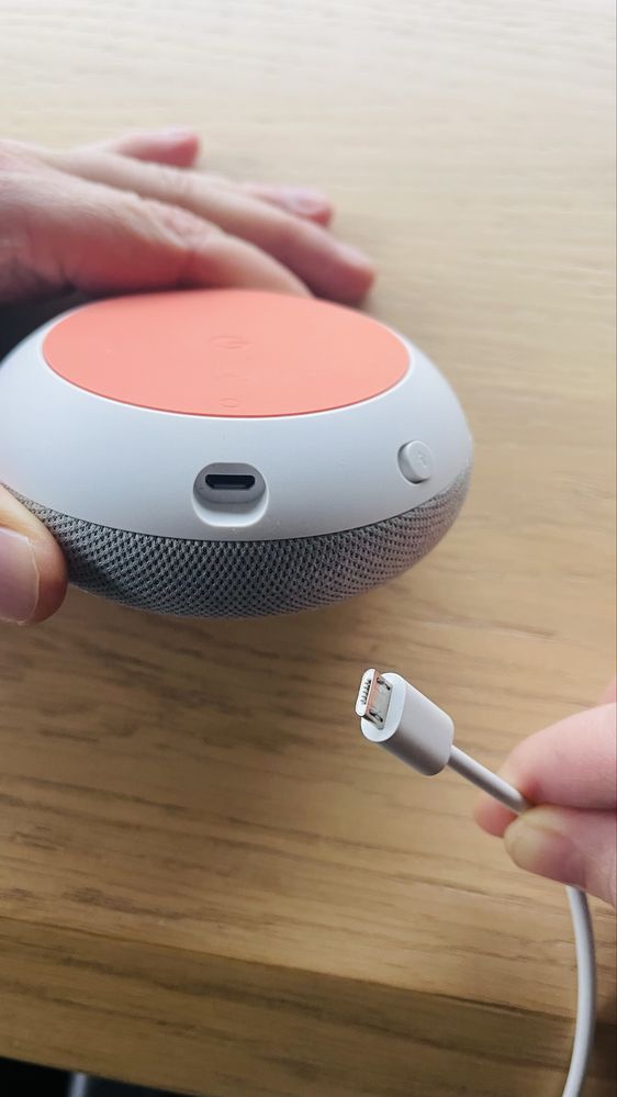 Głośnik GOOGLE HOME MINI - przenośny, inteligentny - jak nowy!