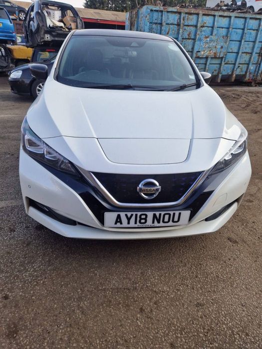 Розборка Nissan Leaf 2018. Капот бампер крила оптика амортизатор