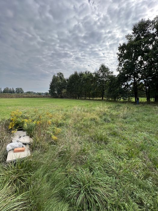 Sprzedam działkę budowlaną w Sękowie k. Nowego Tomyśla