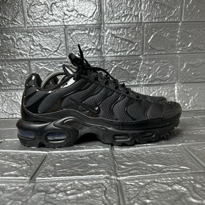 Чоловічі кросівки Nike Air Max TN Plus Triple Black 604133-050