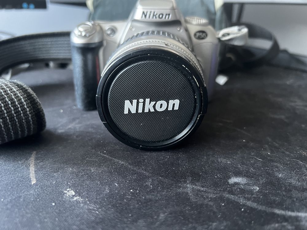 Aparat Nikon f55 nikkor 28-80mm / 3.3-5.8 G