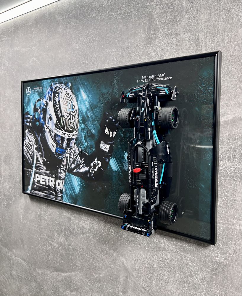Тримач Рамка на стіну для LEGO Technic Mercedes AMG F1 W14 E 42165
