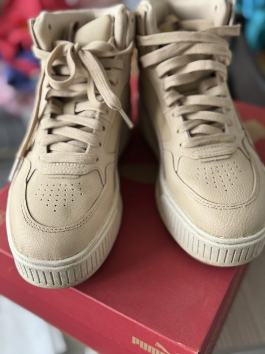 Жіночі кросівки Puma