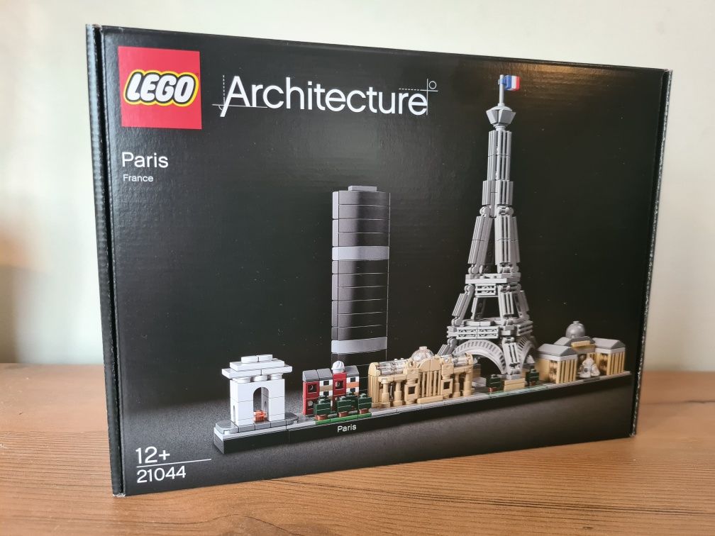 LEGO Architecture Paryż 21044