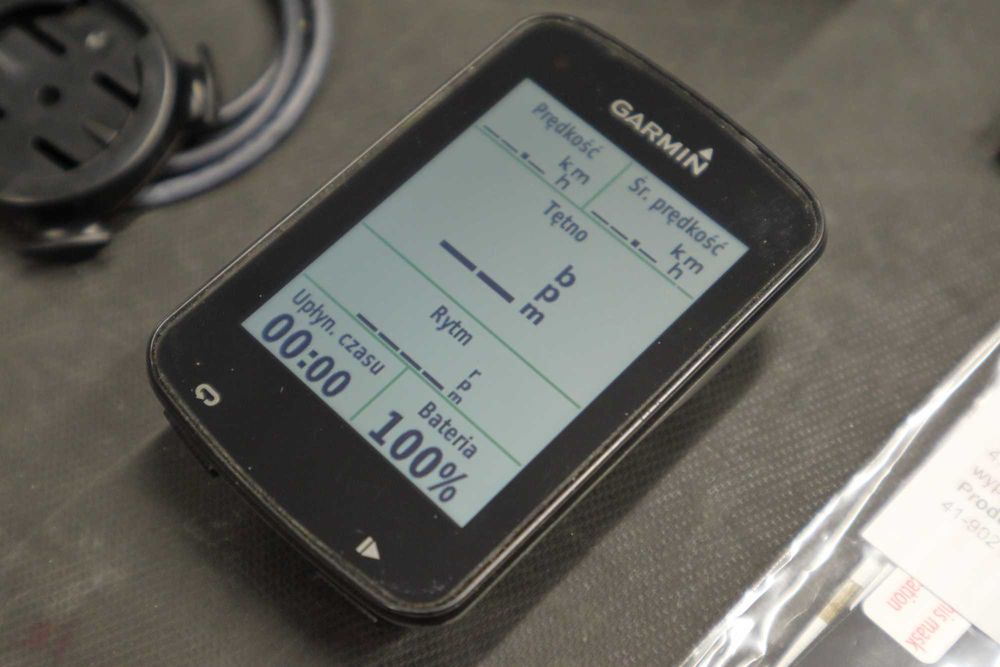Garmin Edge 820 - dotykowy licznik rowerowy / nawigacja GPS. Stan BDB