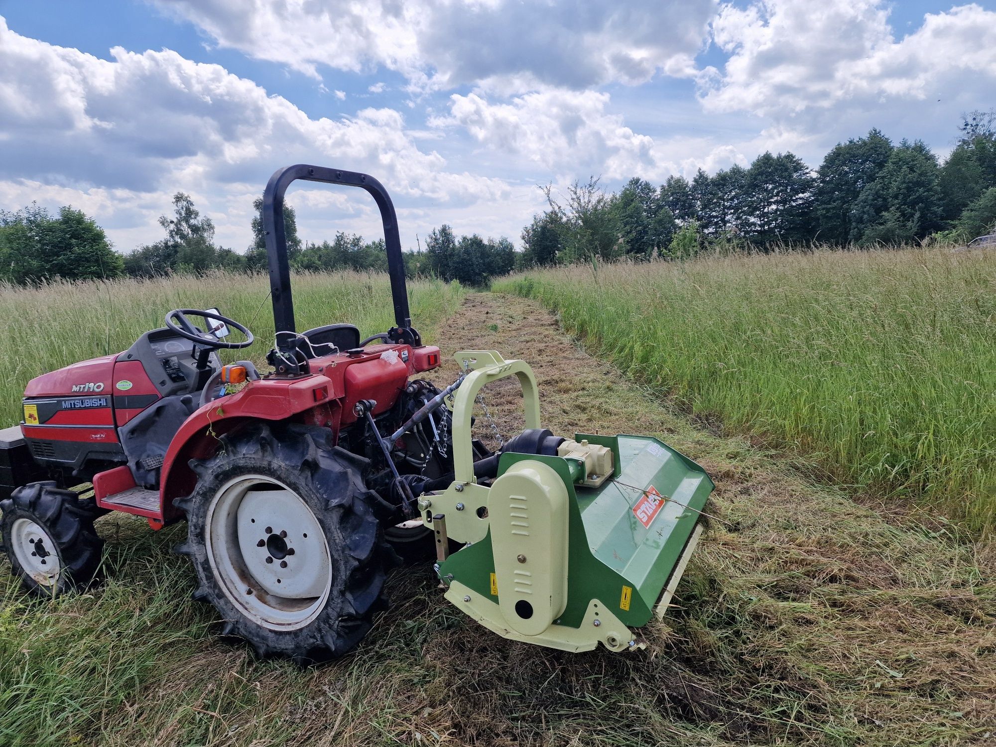 Zakładanie trawnika, karczowanie działek budowlanych, usuwanie samosie
