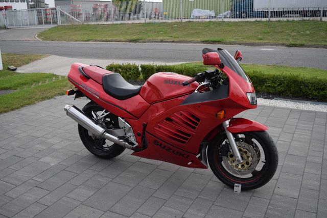 Suzuki RF 600 w oryginalnym stanie, 55357km, 1 właściciel, z niemiec**