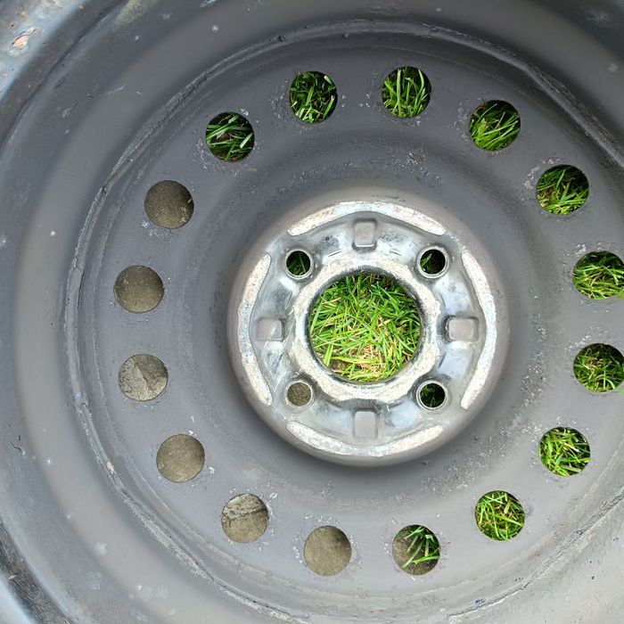 Koła opony felgi ESA+ Tecar 195/55 R15 Volvo