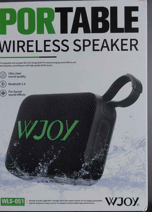 Блютуз колонка..