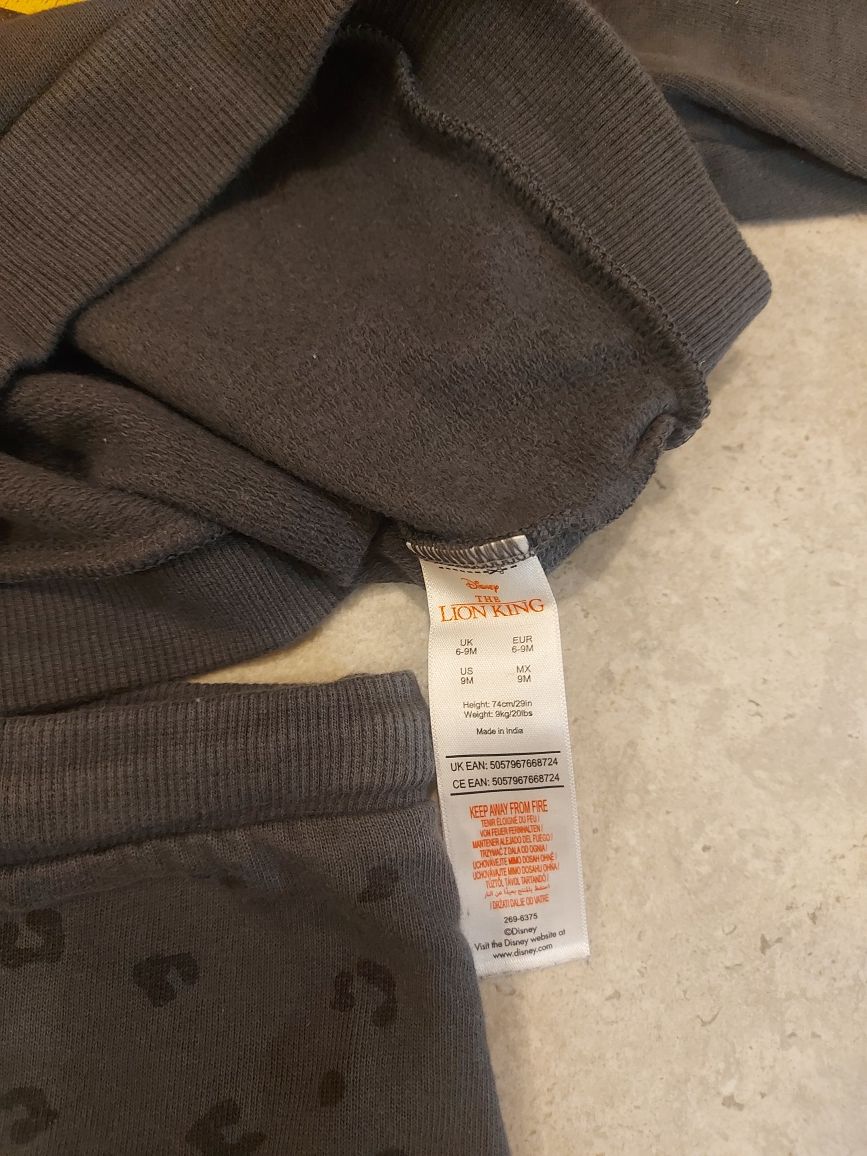 Dres dzieciecy król lew 6-9 m-cy