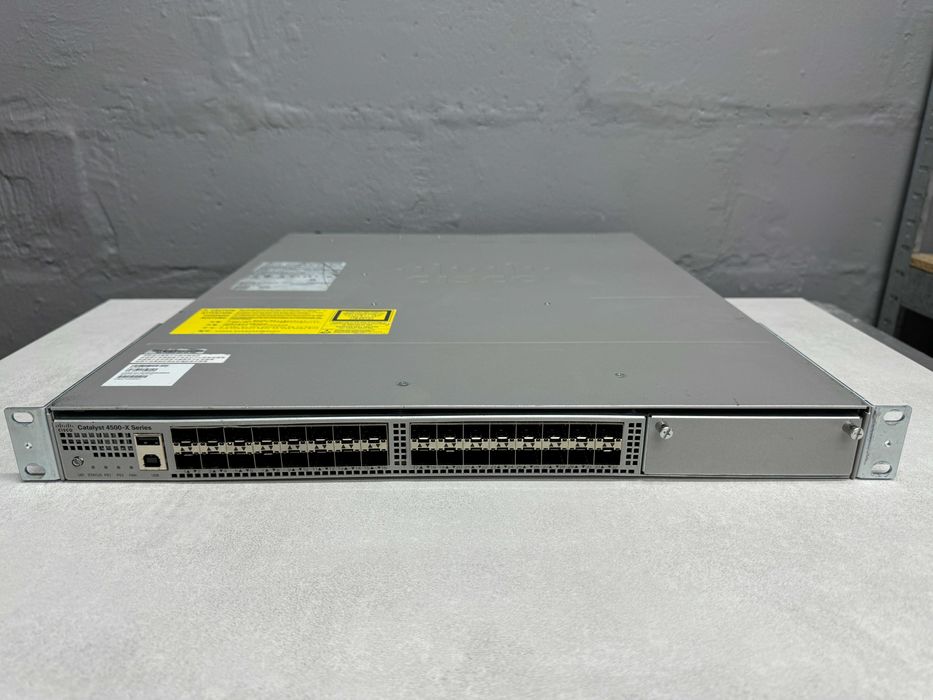 Коммутатор Cisco WS-C4500X-32SFP+ (10Gb) безнал/гарантия