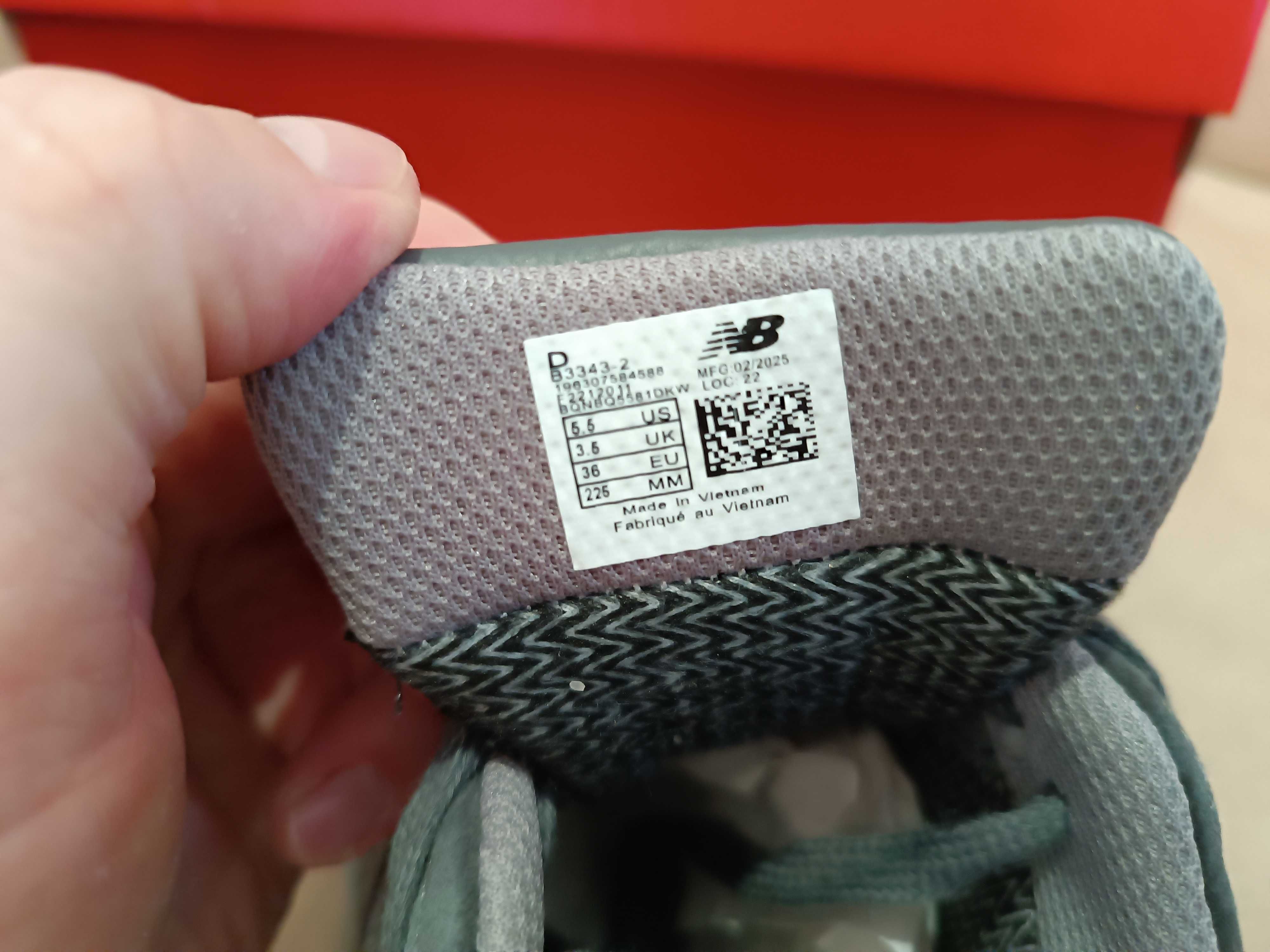 Жіночі кросівки new balance 9060 Waterproof (2 коьори)