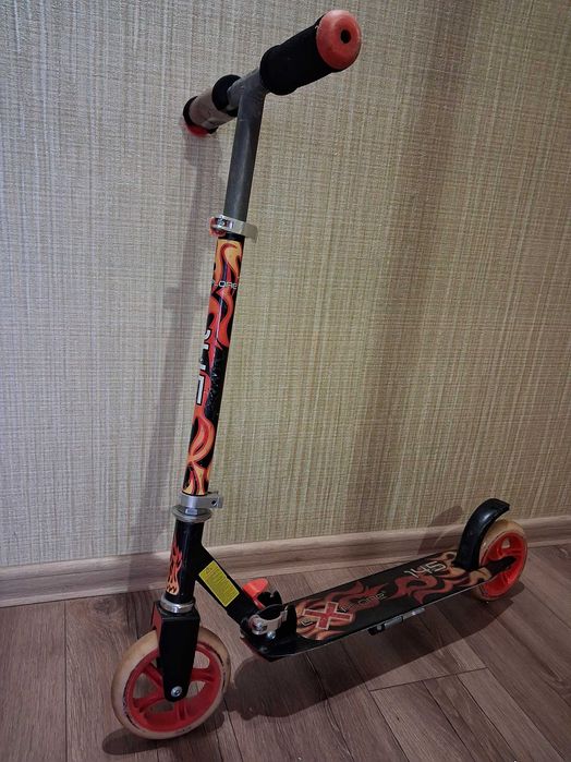 Самокат двоколісний