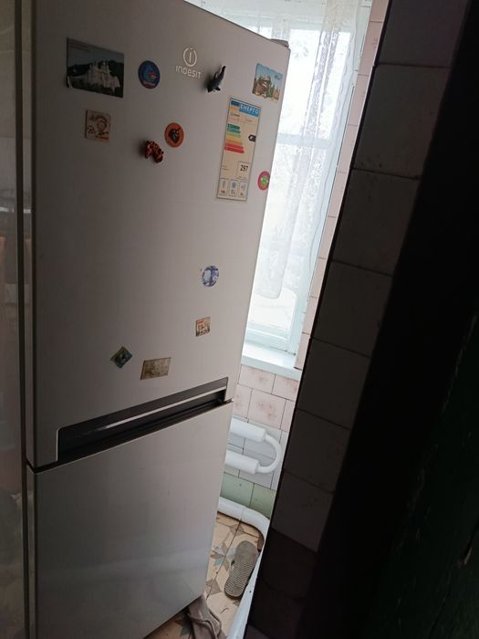 Холодильник индезит