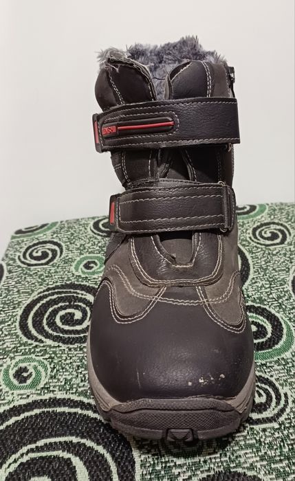 Зимові черевики на хлопчика