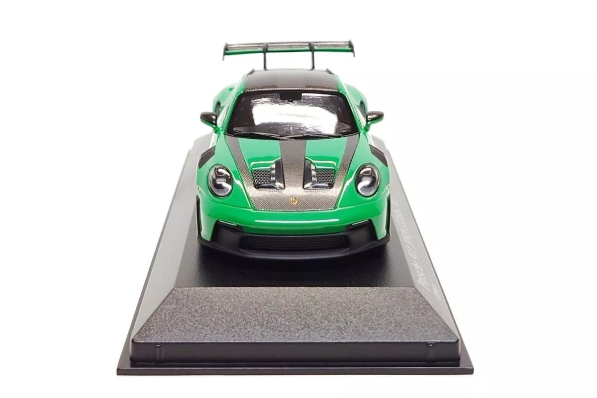 Minichamps 1:43 Porsche 911 (992) GT3 RS ano 2023