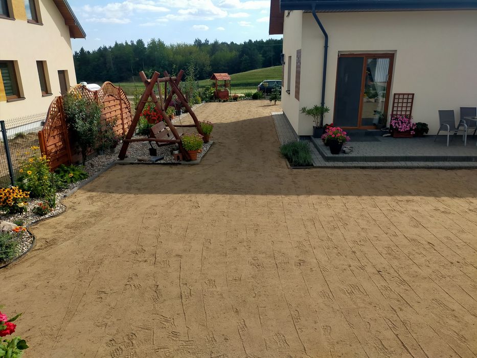 Usługi ogrodnicze glebogryzarka separacyjna nawadnianie zak.trawników