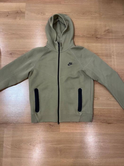 Толстовка Nike Tech Fleece