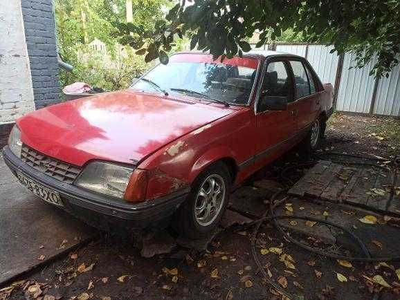 Opel Rekord в хорошем состоянии на газу