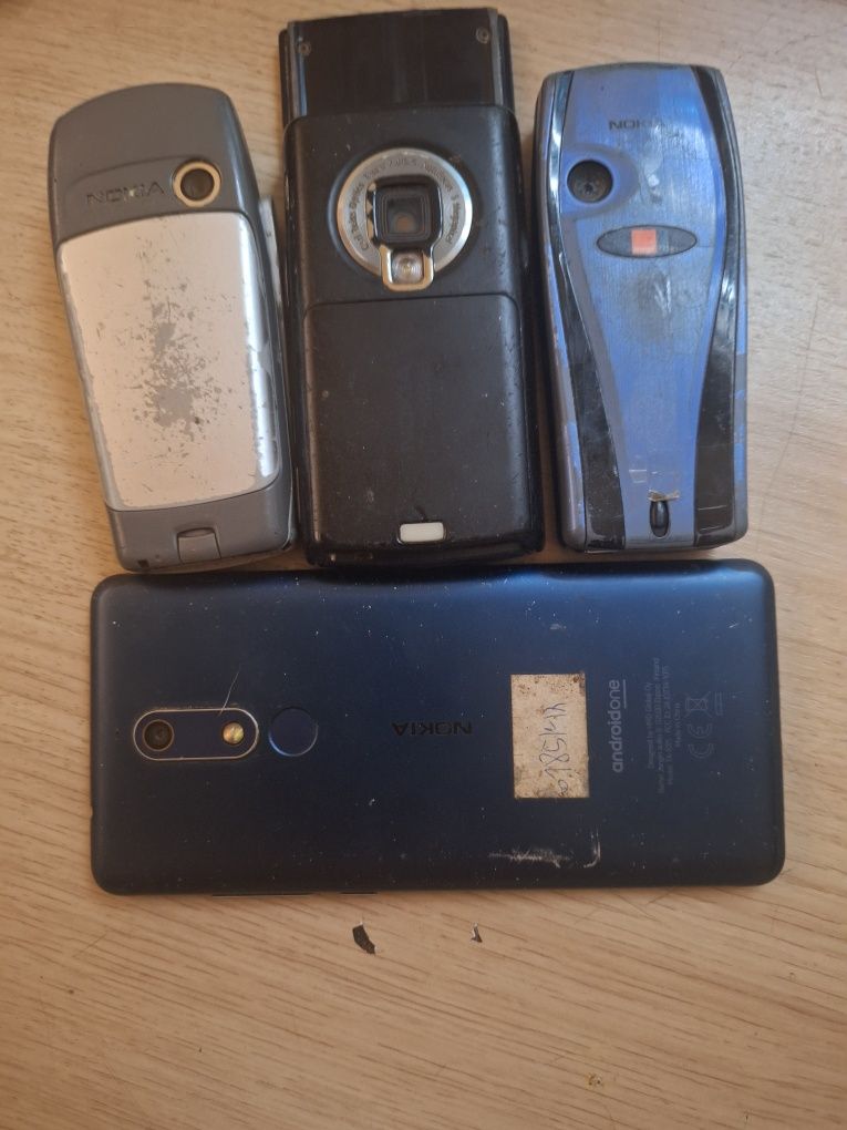 Telefony Nokia + smartfon