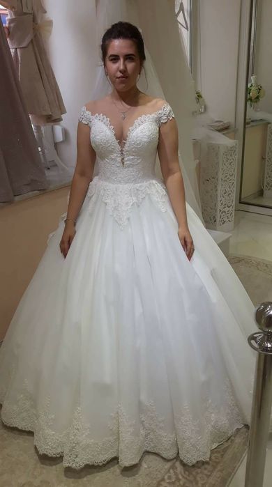 Весільне плаття