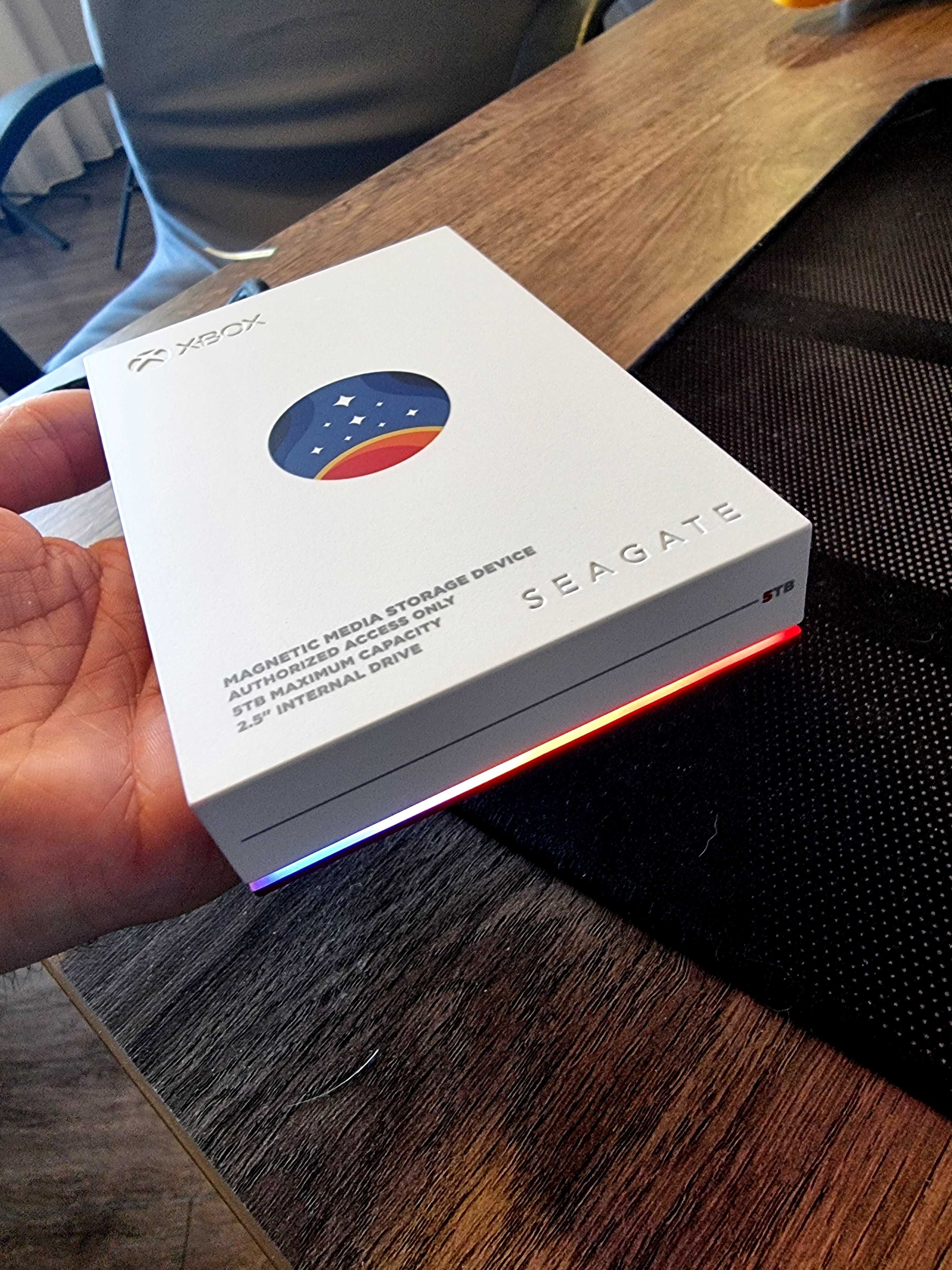 Внешний 2.5 USB жесткий диск 5TB Seagate Starfield XBOX Drive RGB+PASS