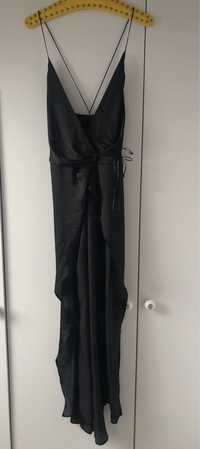 Czarna satynowa sukienka Asos XS, odkryte plecy, kopertowy dekolt