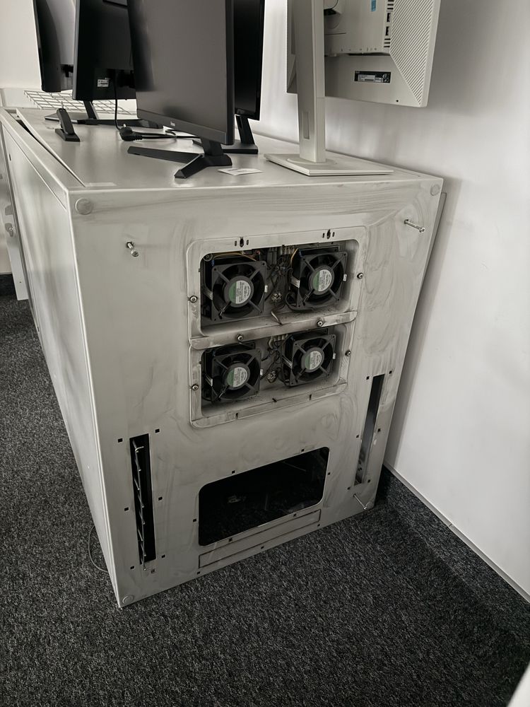 Szafa RACK serwerowa teleinformatyczna