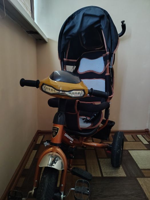 Трёхколёсный велосипед