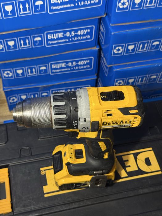 Акумуляторний шурупокрут DeWALT DCD 791 шуруповерт