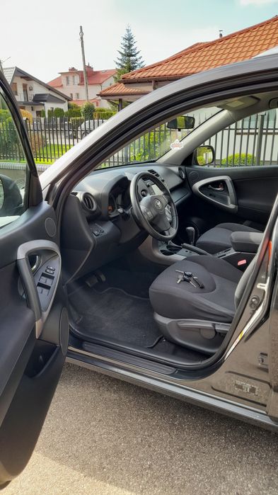 TOYOTA RAV4 automat 2.0benzyna+gaz 2009r. 270000km.