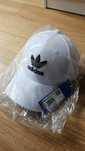 Czapka Adidas biała uniseks nowa.