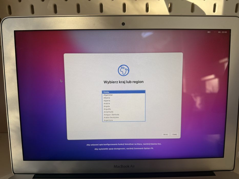 MacBook Air 13-inch 2017