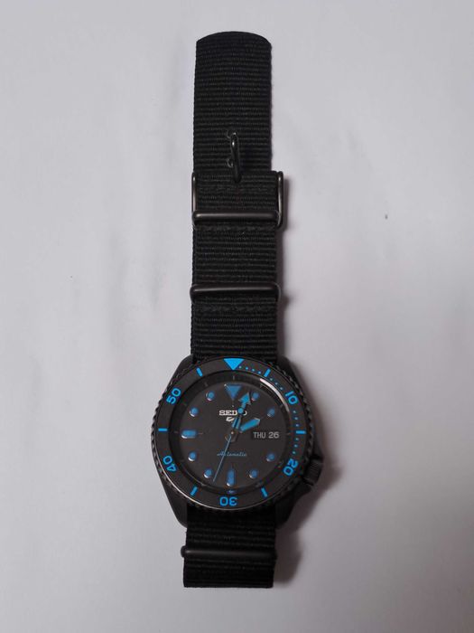 Seiko - Seiko 5 - "Blackout Blue"