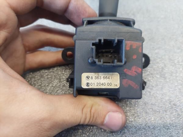 Conjunto / manetes de luzes e limpa vidros BMW 3 (E46)