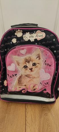 Plecak z kotkiem do szkoły dla dziewczynki. Różowy tornister