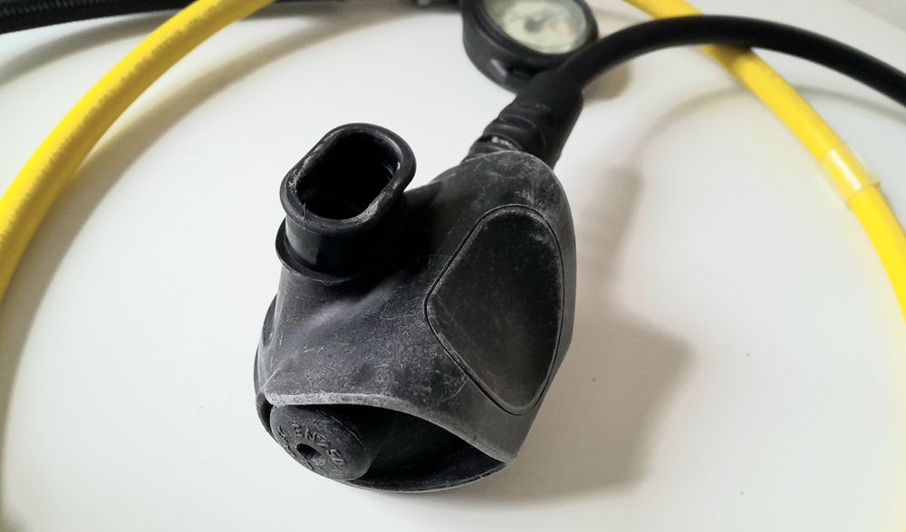 Regulator de Mergulho Mares Rover 2S