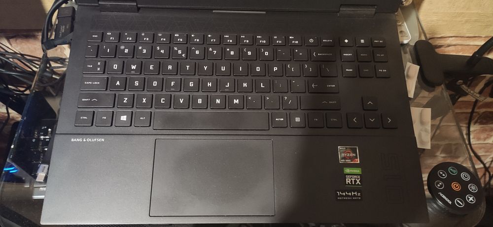 Laptop HP Omen 15 - stan idealny (R7-4800h/RTX2080/32GB/W11/1TB)