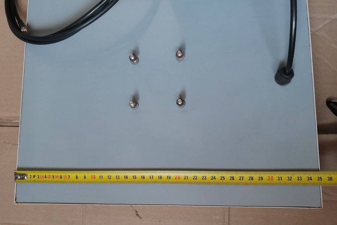 Antena wi-fi 2,4 GHz  panelowa Netus 18dBi z kablem 3m wtyk RSMA