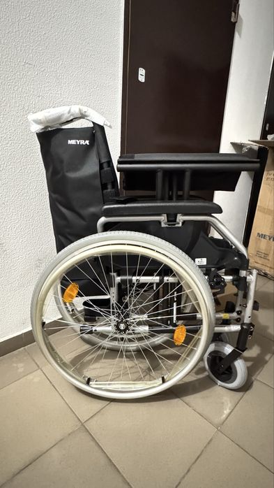 Продам новою инвалидную каляску