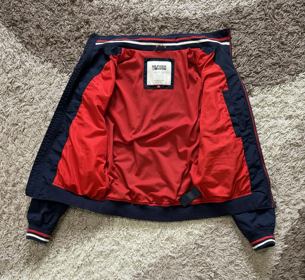 Ветровка Tommy Hilfiger