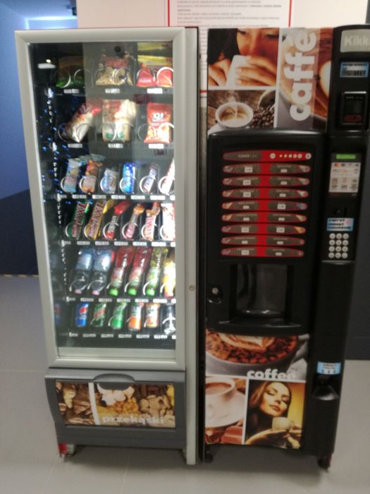 VENDING. Zestaw 2 automatów NECTA: kawomat + snak glassfront