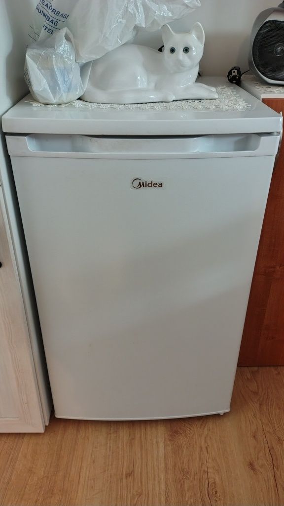 Zamrażarka wolnostojąca 85 cm