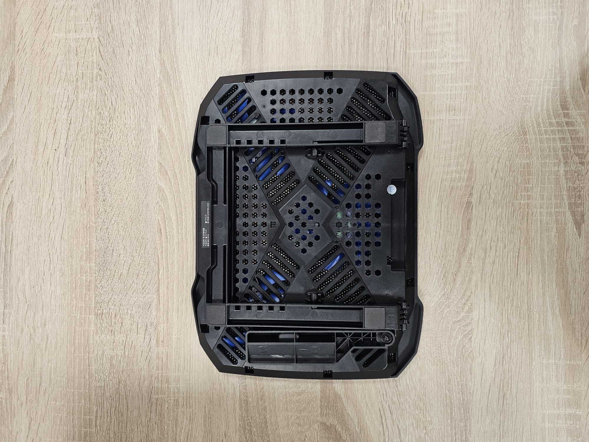 Podkładka chłodząca pod laptopa na 3 wiatraki