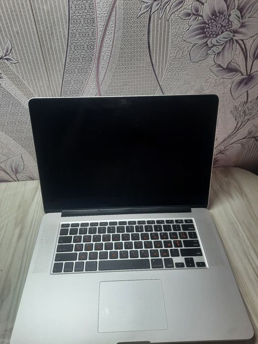 Ноутбук MacBook Pro 15"  2013  8 \ 256