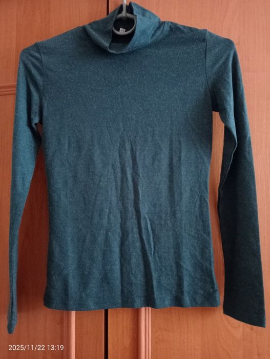 Жіночий і чоловічий одяг