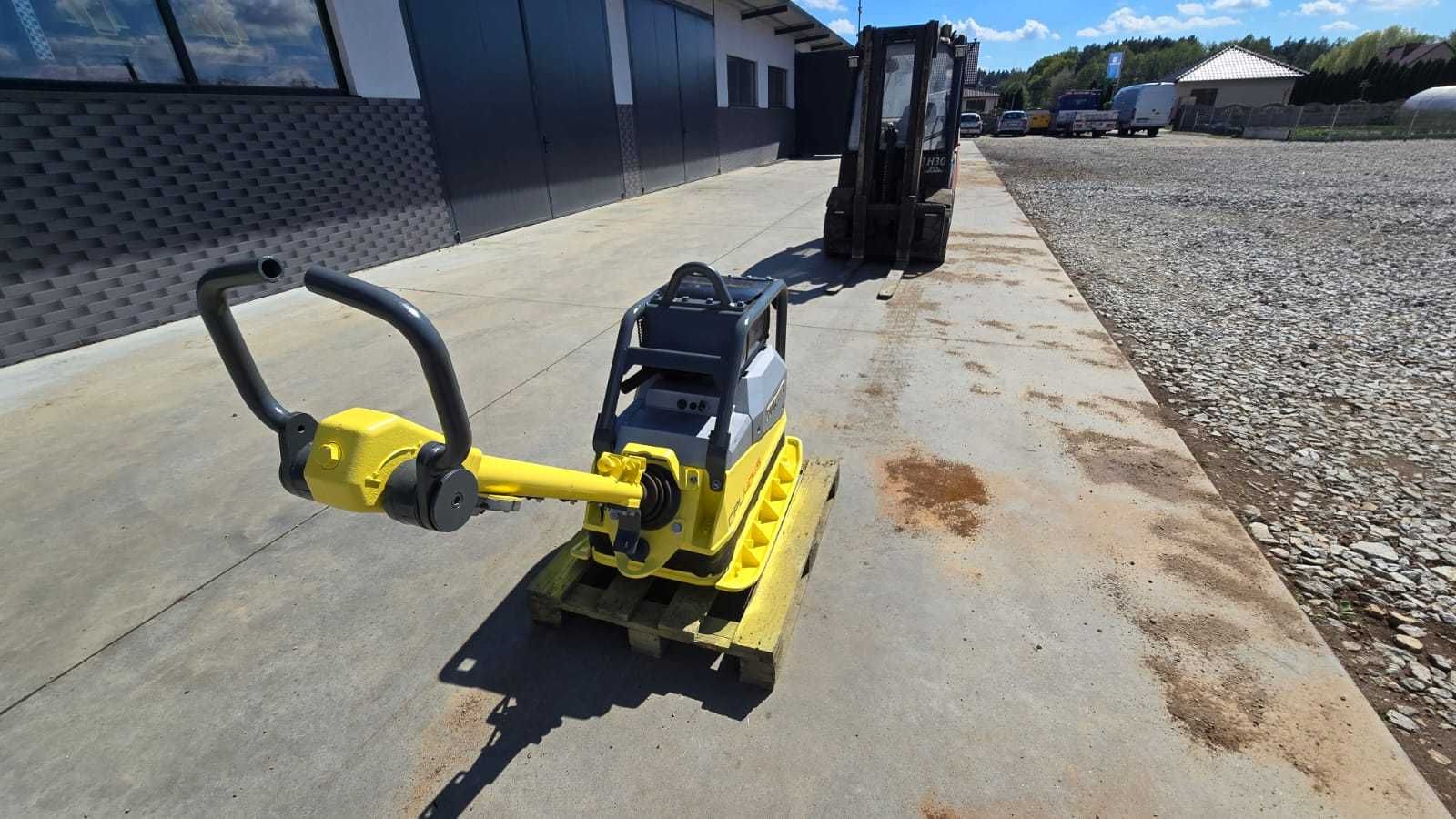 Zagęszczarka Wacker DPU 4045 H Husqvarna Ammann Bomag Weber